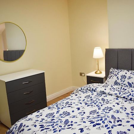 Birmingham City Centre Bedroom, Parking, Wifi, Kitchen, Living Room Экстерьер фото