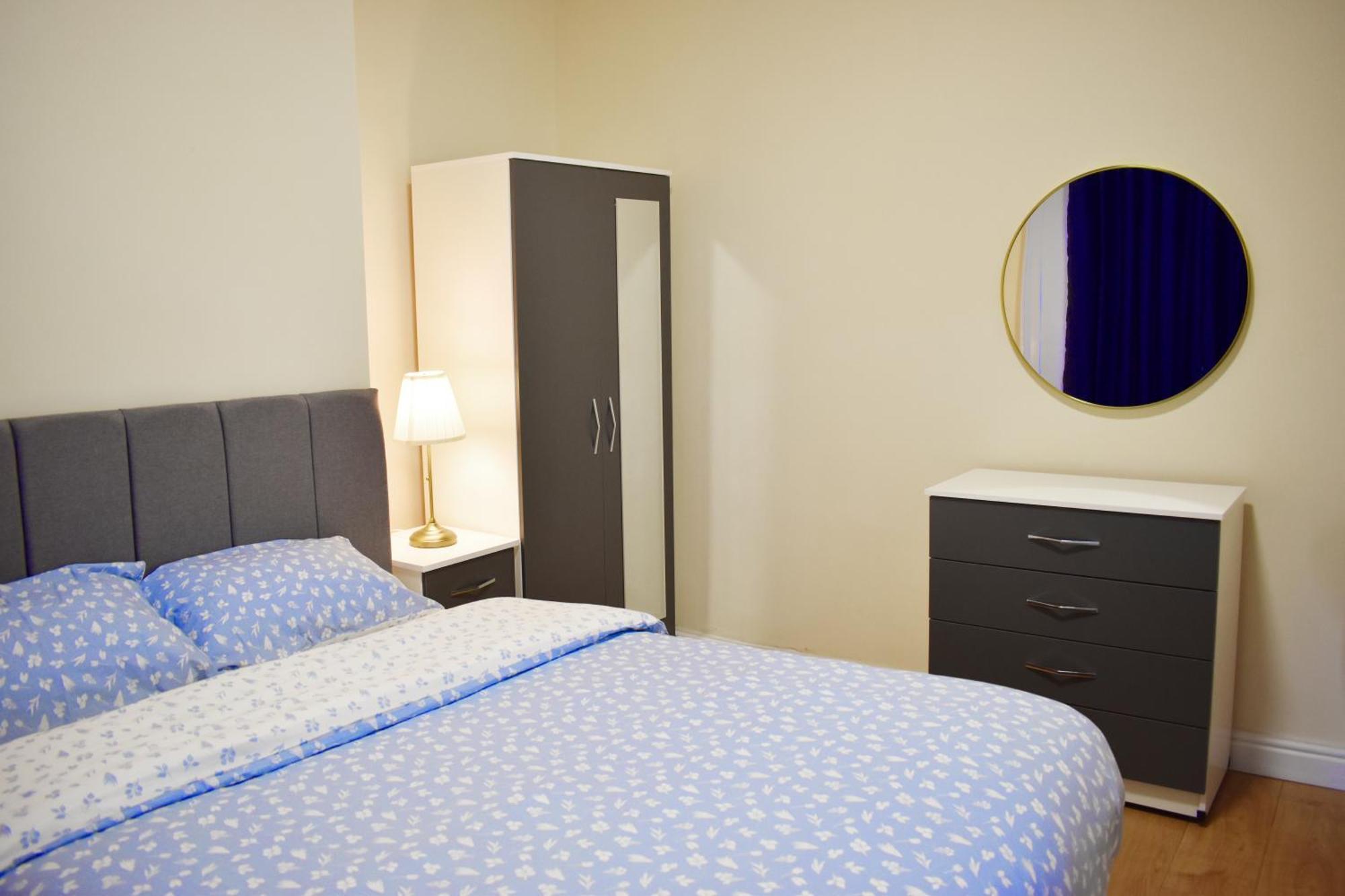 Birmingham City Centre Bedroom, Parking, Wifi, Kitchen, Living Room Экстерьер фото