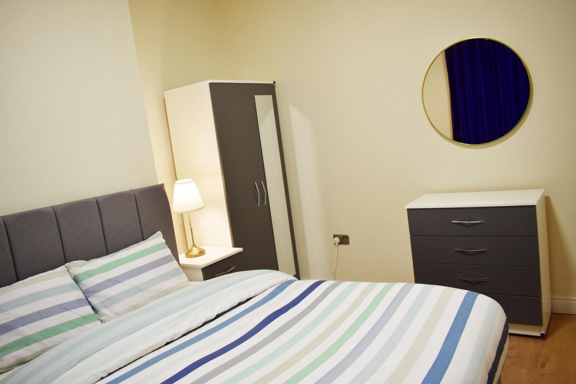 Birmingham City Centre Bedroom, Parking, Wifi, Kitchen, Living Room Экстерьер фото