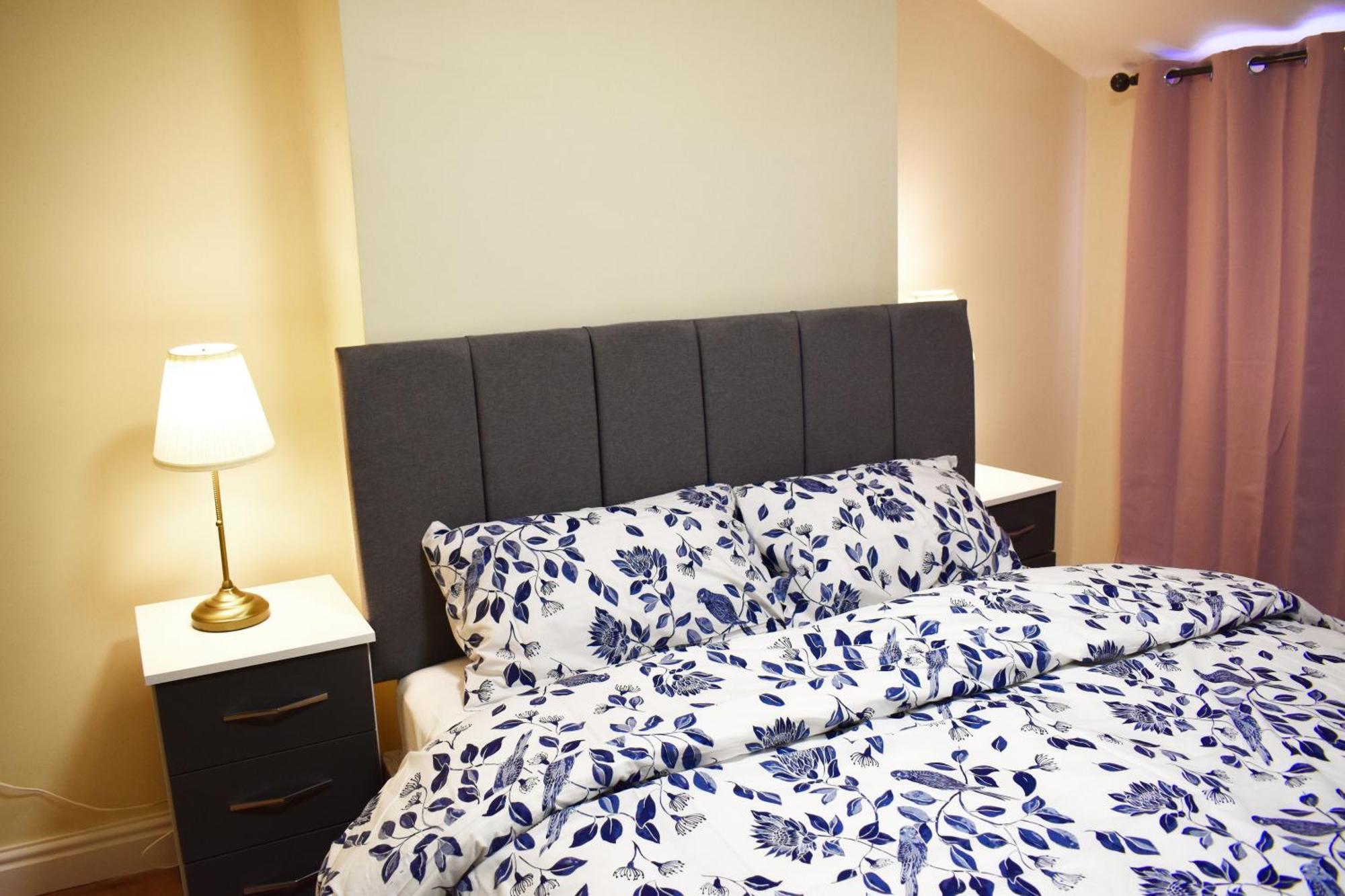Birmingham City Centre Bedroom, Parking, Wifi, Kitchen, Living Room Экстерьер фото